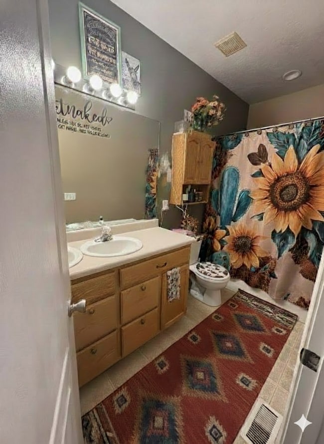 Building Photo - 8241 Imperial Oak Dr