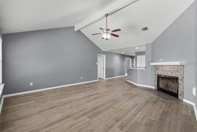 Building Photo - 2826 Wood Hollow Dr