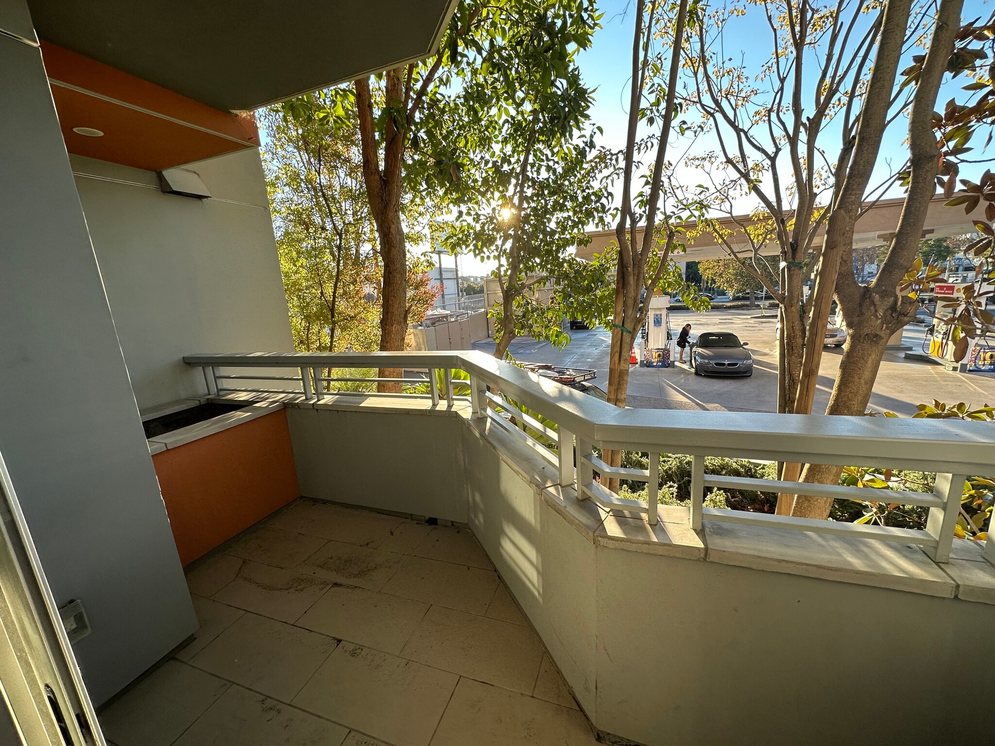 Building Photo - 1666 Greenfield Ave