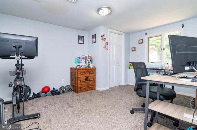 Building Photo - 44 Lexington Dr