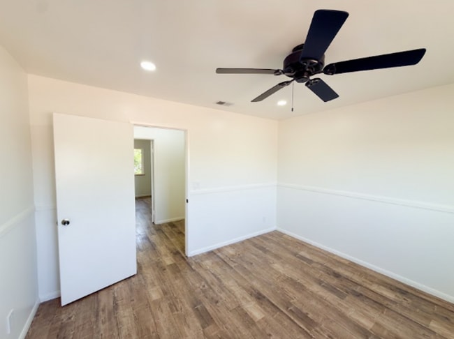 Building Photo - 15224 Shadybend Dr