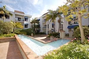 Building Photo - 2BD 2BA Condo with 2 Assigned Parking in P...