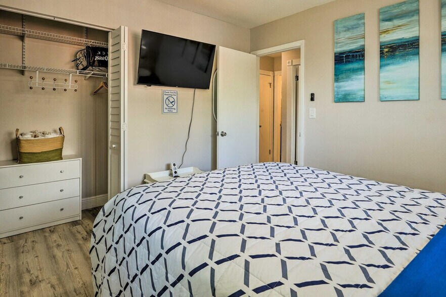 Building Photo - 19662 SW 120th Ave