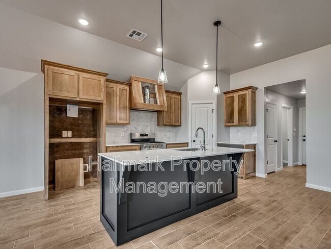Building Photo - 11704 SW 48th St