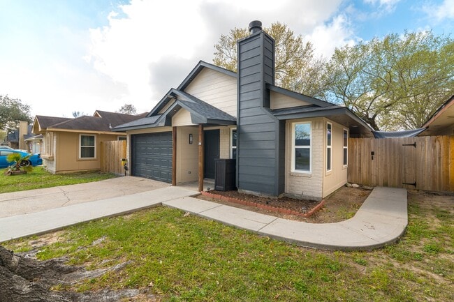 Building Photo - 23225 Prairie Bird Dr