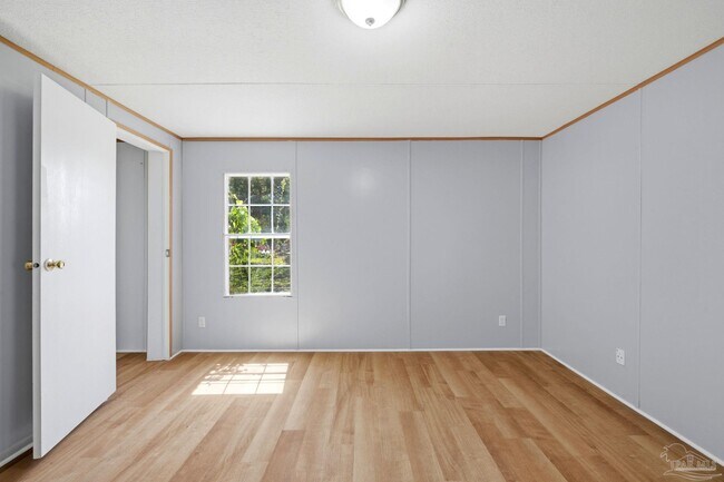 Building Photo - 1709 Woodchuck Ave