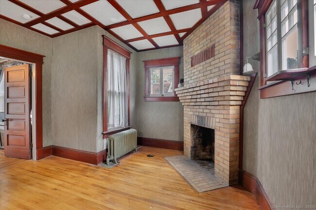 Building Photo - 46 Highland Terrace