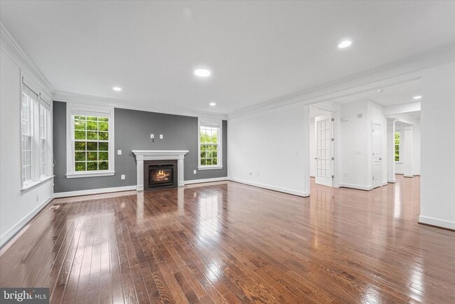 Building Photo - 8901 Hargrove Ct