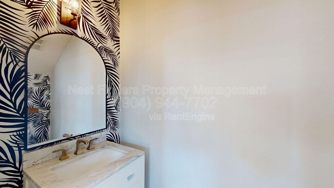 Building Photo - 114 Seminole Rd