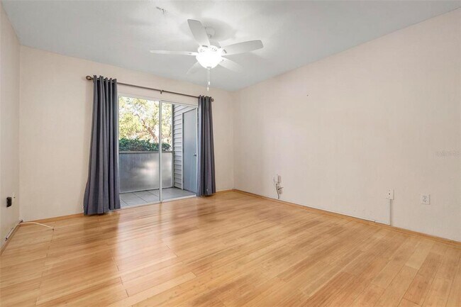 Building Photo - 850 S Tamiami Trl