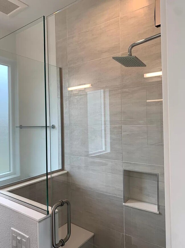 Building Photo - Beautiful Sloans lake Two Bed / Two and a half bath condo for rent