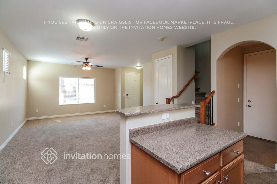 Building Photo - 229 S Trenton