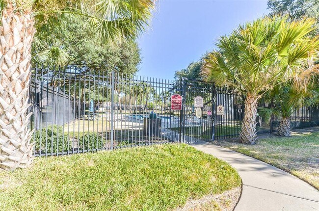 Building Photo - 14341 Misty Meadow Ln