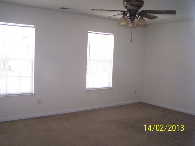 Building Photo - EXECUTIVE HOME ON GOLF COURSE IN GREAT VILLA RICA LOCATION!