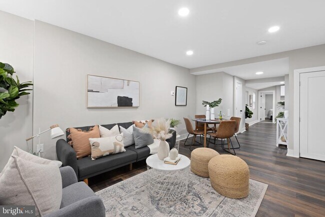 Building Photo - 1510 Ramsay St