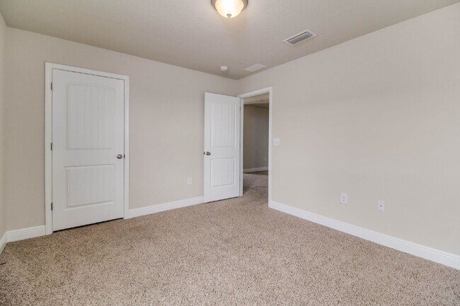 Building Photo - Stunning Two-Story Home with 4 Bedrooms, 2.5 Baths, and an Upstairs Living Room!