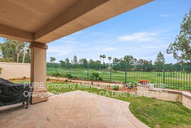 Building Photo - 11930 N Riviera