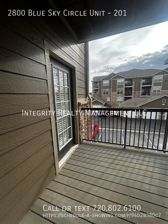 Building Photo - 2800 Blue Sky Cir