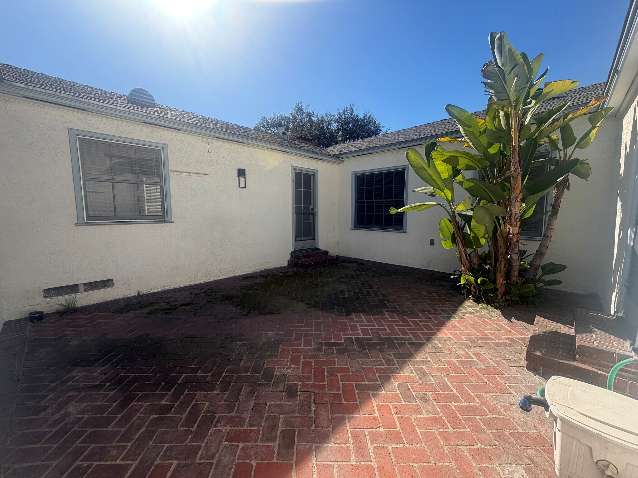 Courtyard - 3645 Monon St