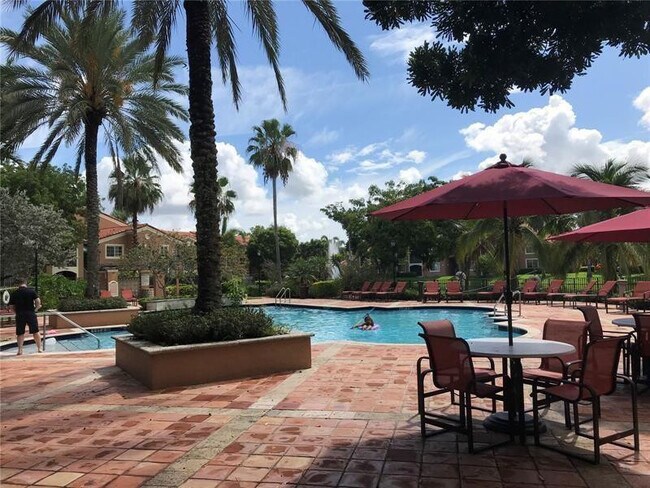 Building Photo - 4816 N State Rd 7