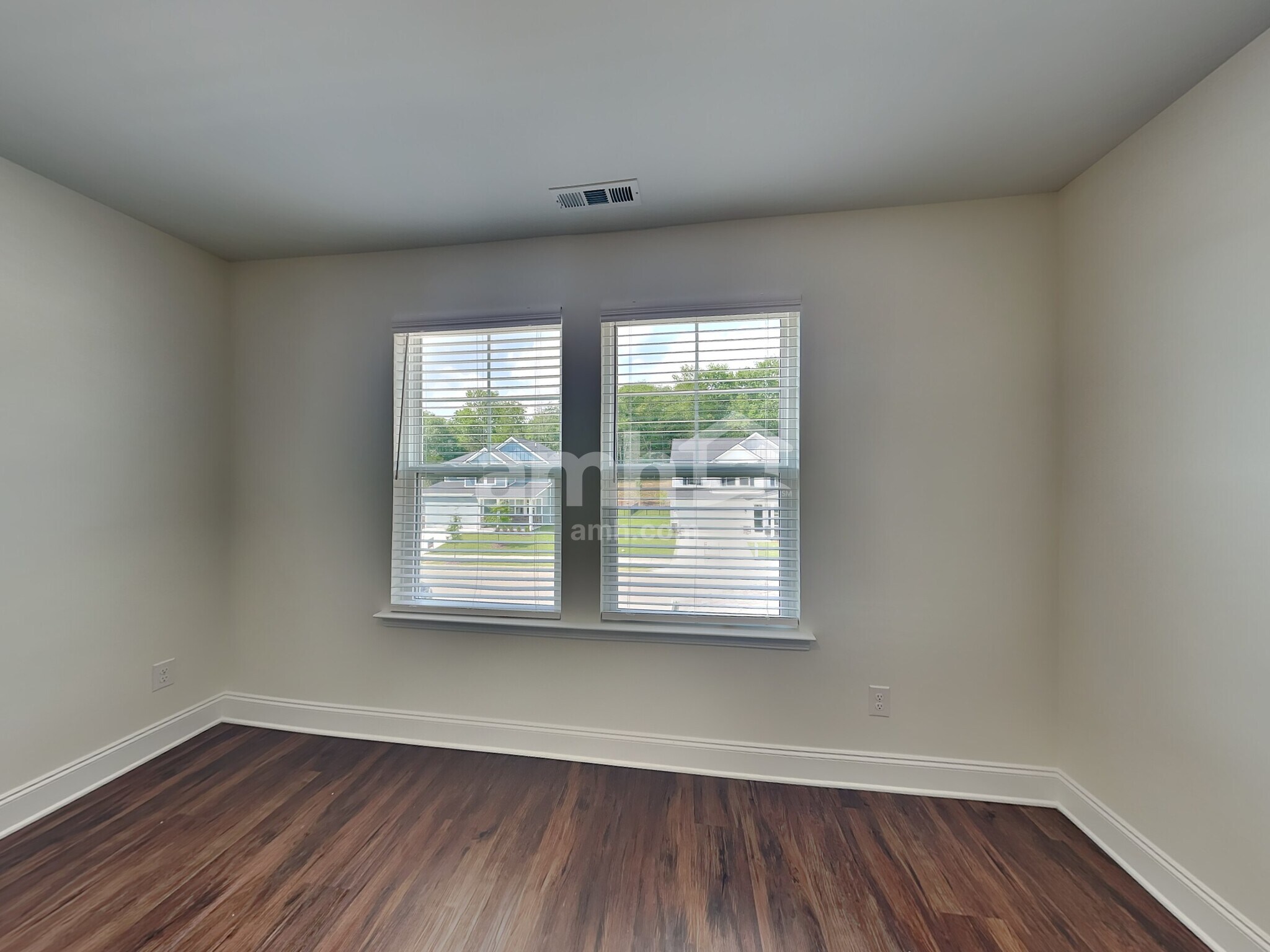 Building Photo - 5964 Hagar Vly Dr