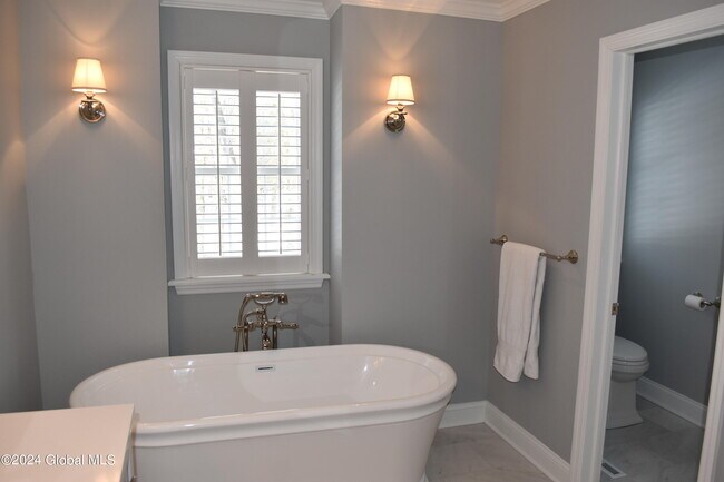 Building Photo - 63 Hearthstone Dr
