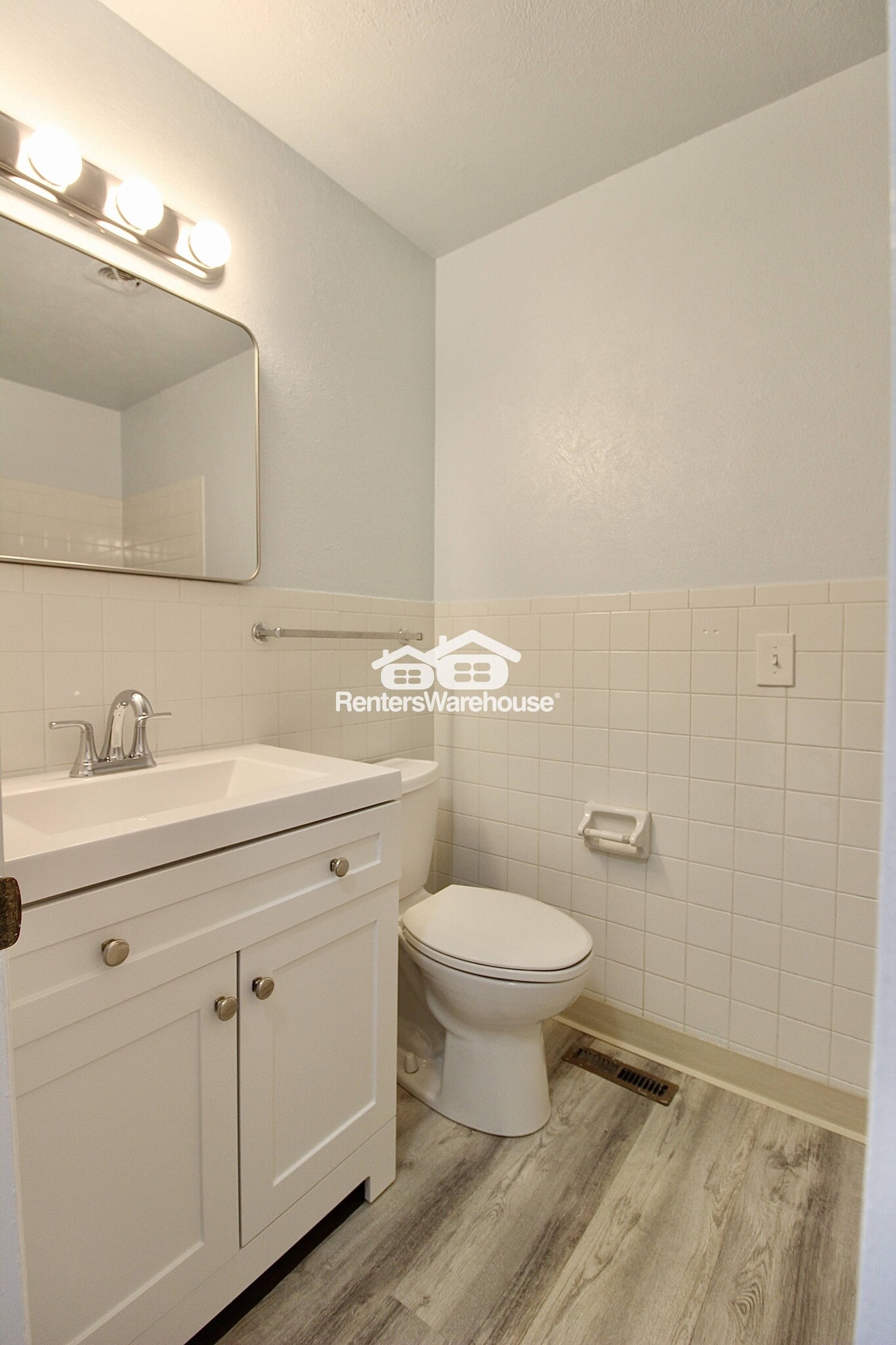 Building Photo - 85 S 18th Ave