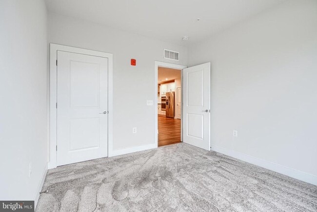 Building Photo - 100 St Ives Pl