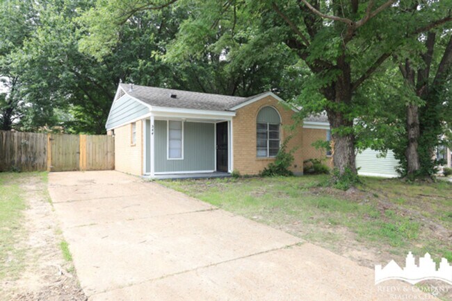 Primary Photo - 3445 Beech Grove Rd