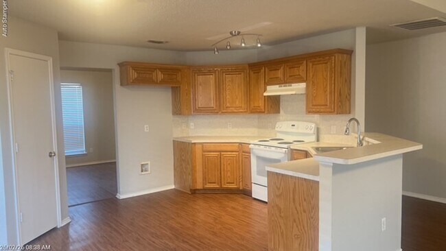 Building Photo - 2913 Vicksburg Ln