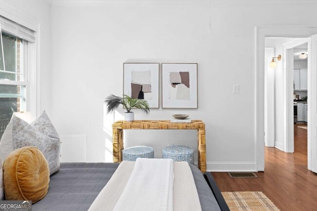 Building Photo - 987 Alloway Pl SE