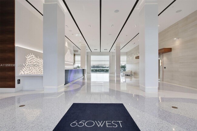 Building Photo - 650 West Ave