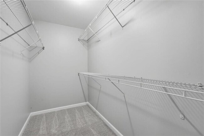 Building Photo - 770 Glastonbury Ct