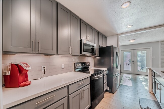Building Photo - 14228 Misty Meadow Ln