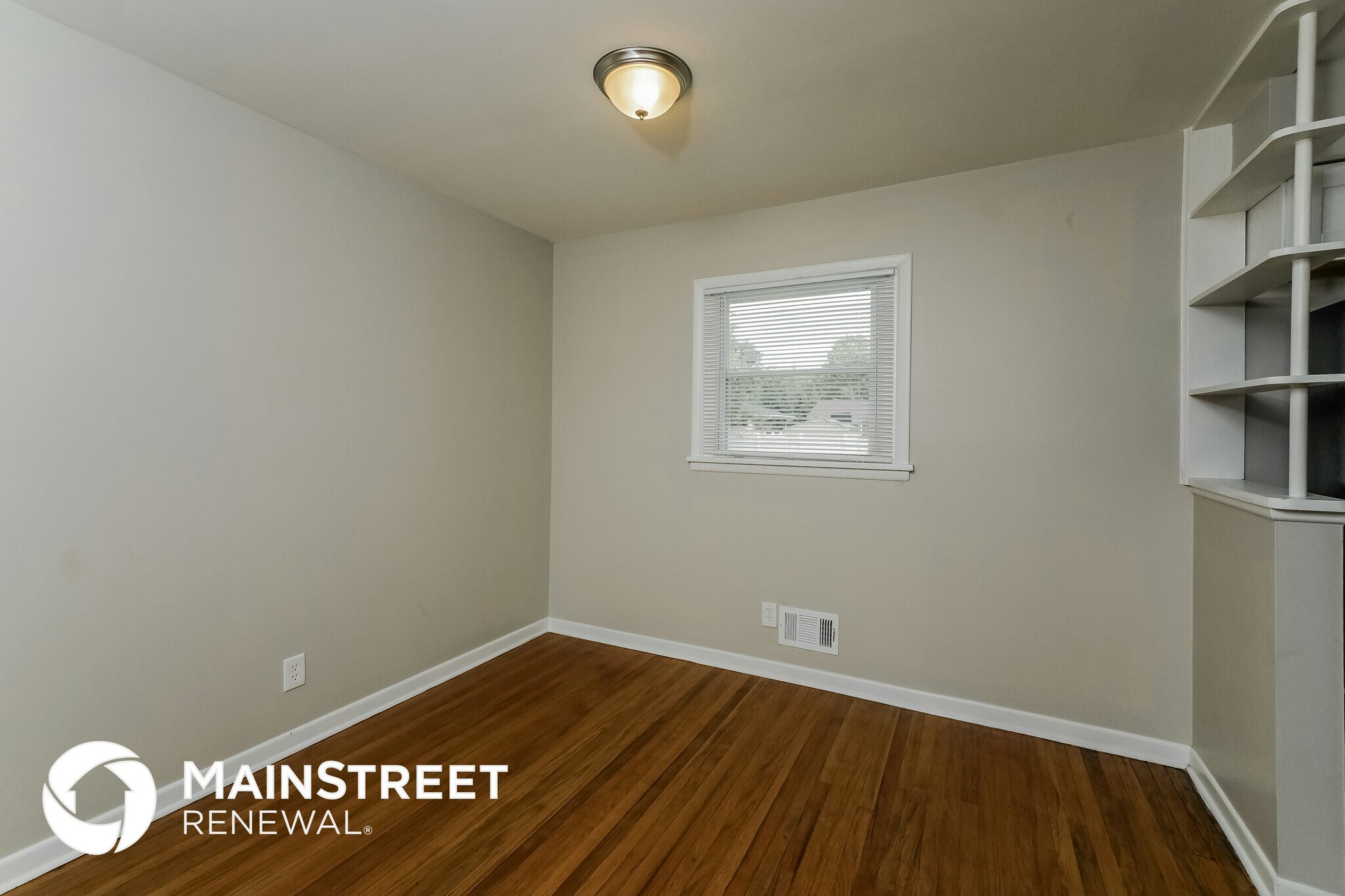 Building Photo - 2309 Burrell Dr
