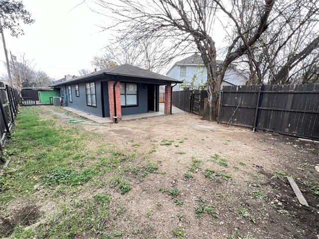 Building Photo - 213 Alexander Ct