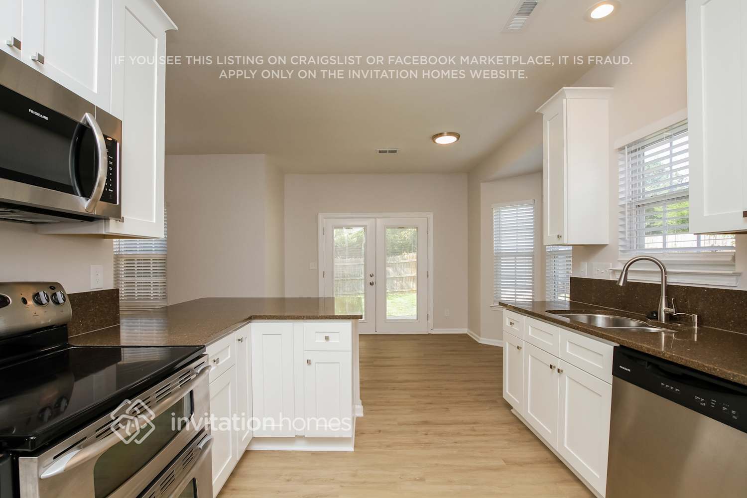 Building Photo - 162 Grayland Rd