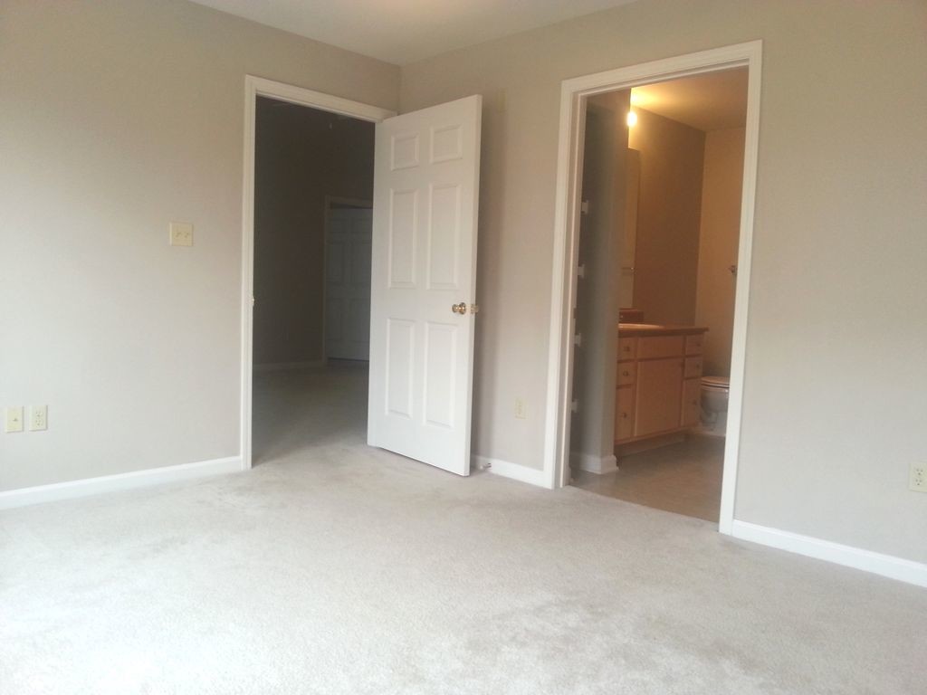Bedroom - 604 Bristol Village Dr