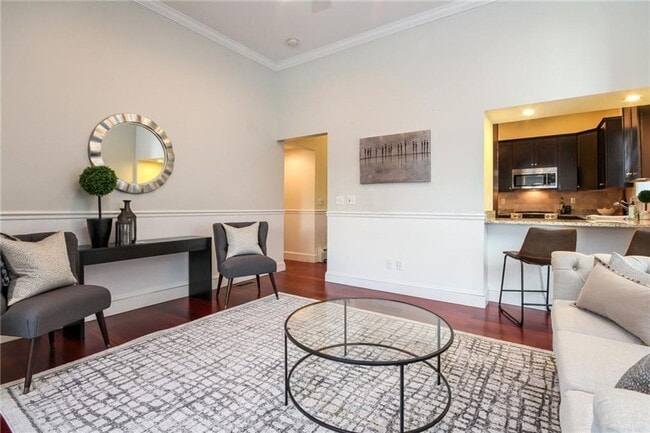 Building Photo - **Providence/ Eastside Fox Point - 2 bed 2...