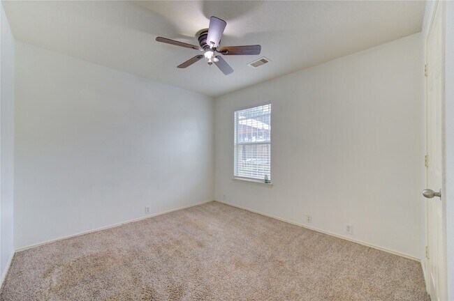 Building Photo - 14027 Coveney Dr