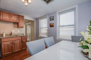 Building Photo - 294 D St