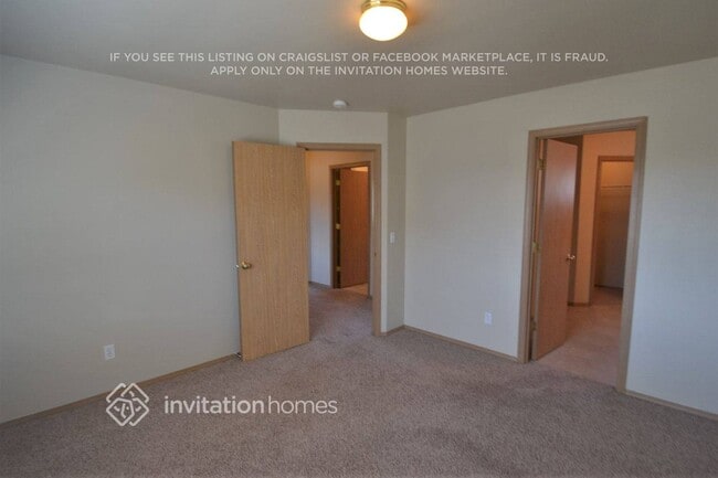 Building Photo - 9006 174 St Ct E