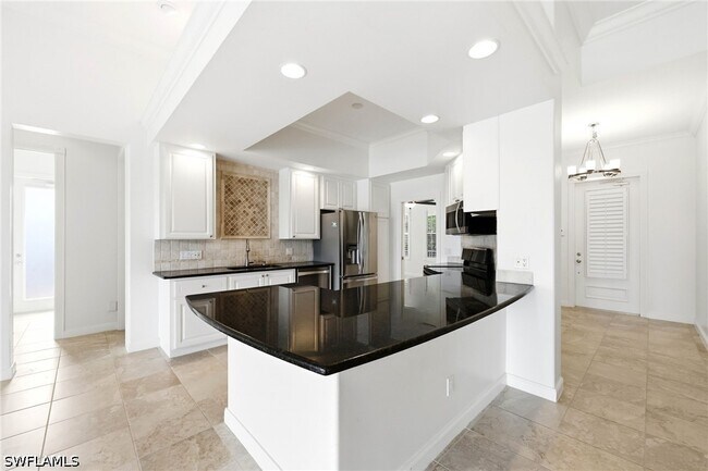 Building Photo - 7681 Sicilia Ct