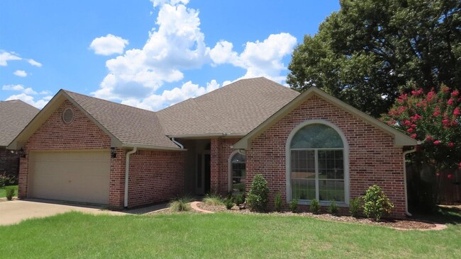 Building Photo - 21206 Altuda Ln