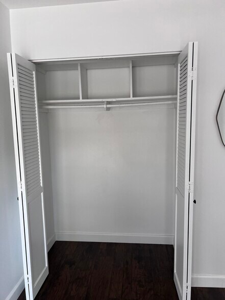 Building Photo - 22848 Cantara St