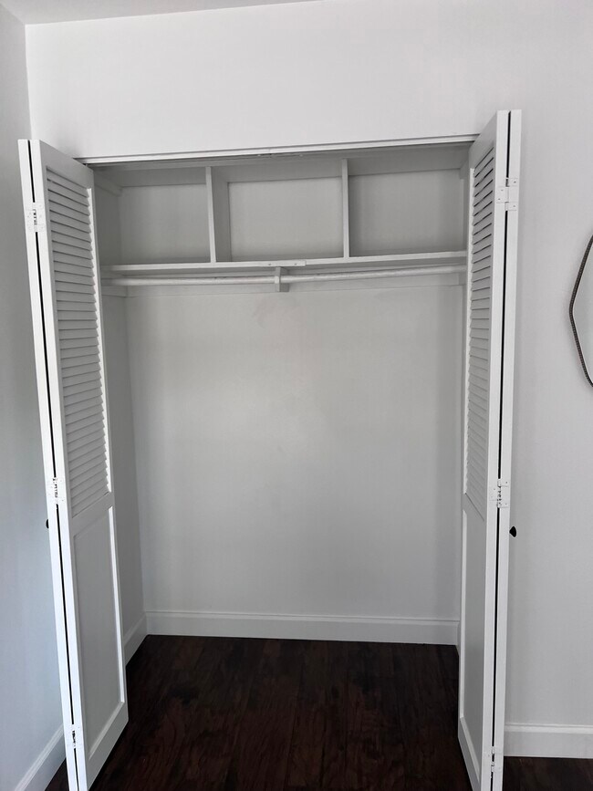 Building Photo - 22848 Cantara St