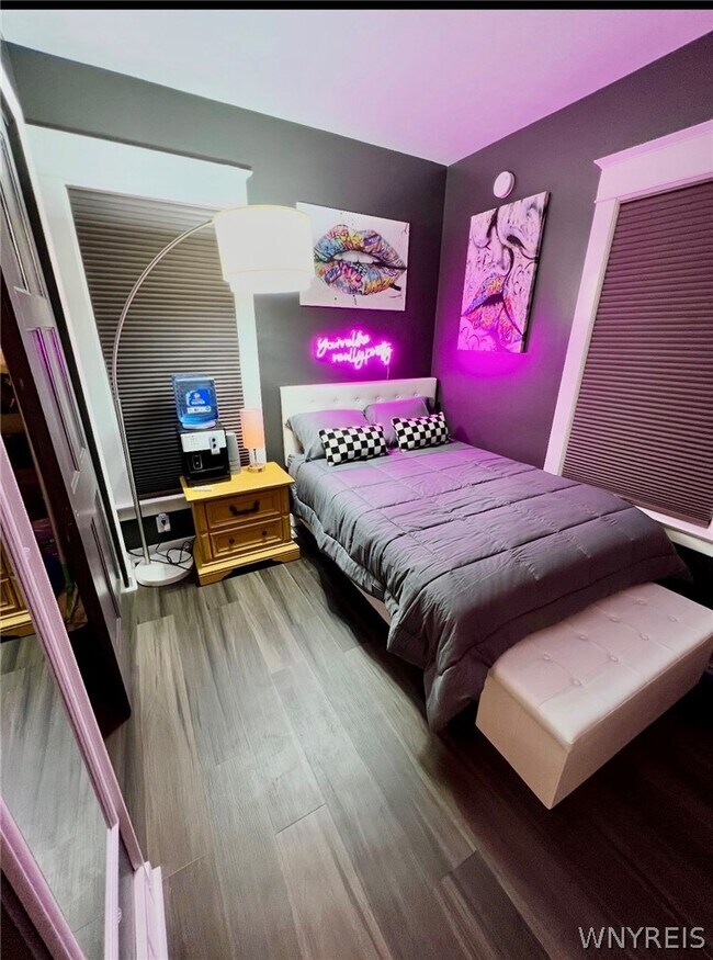 Building Photo - 25 Whitney Pl