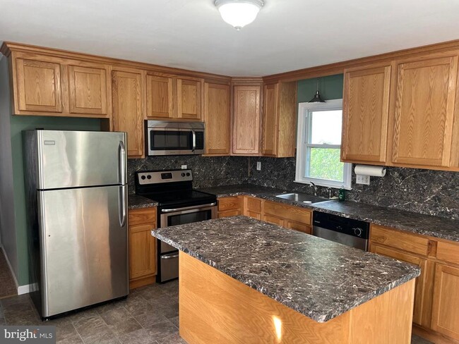 Building Photo - 22 Maryland Ave