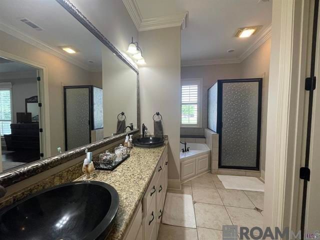 Building Photo - 2121 Rockybrook Dr