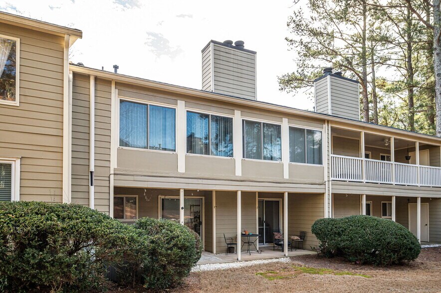 Building Photo - 23 Middleton Ct SE